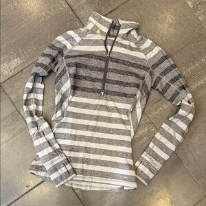 Lulemon Race Your Pace Gray and White Quarter-Zip Pullover 6